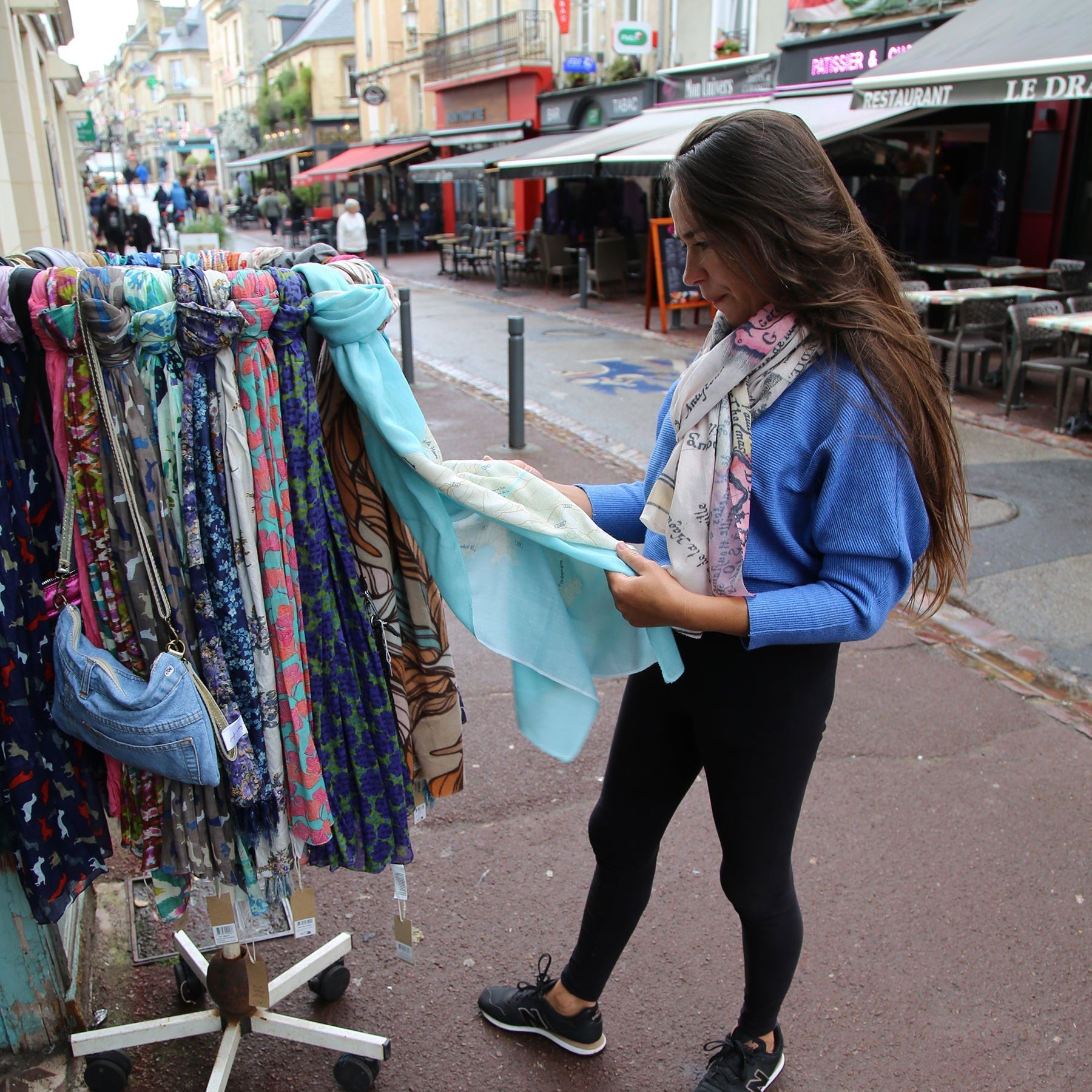 For the Mom Who’s Collected the World - map gifts for the world traveler