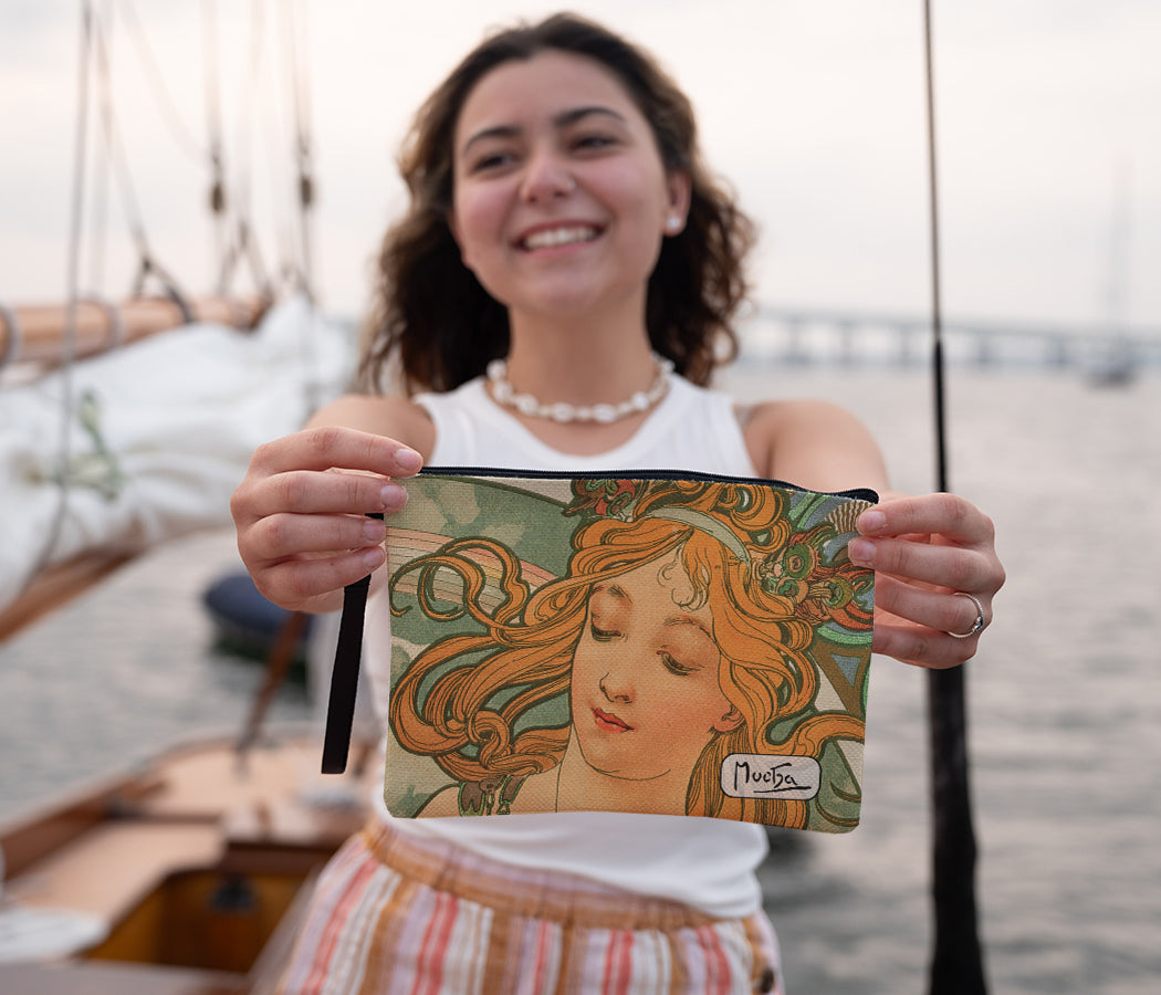 Mucha: 'Painting' Wristlet Bag