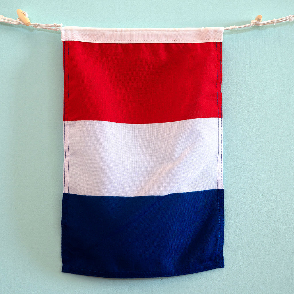 T (Tango) Nautical Signal Flag – Traditional Maritime Code Flag
