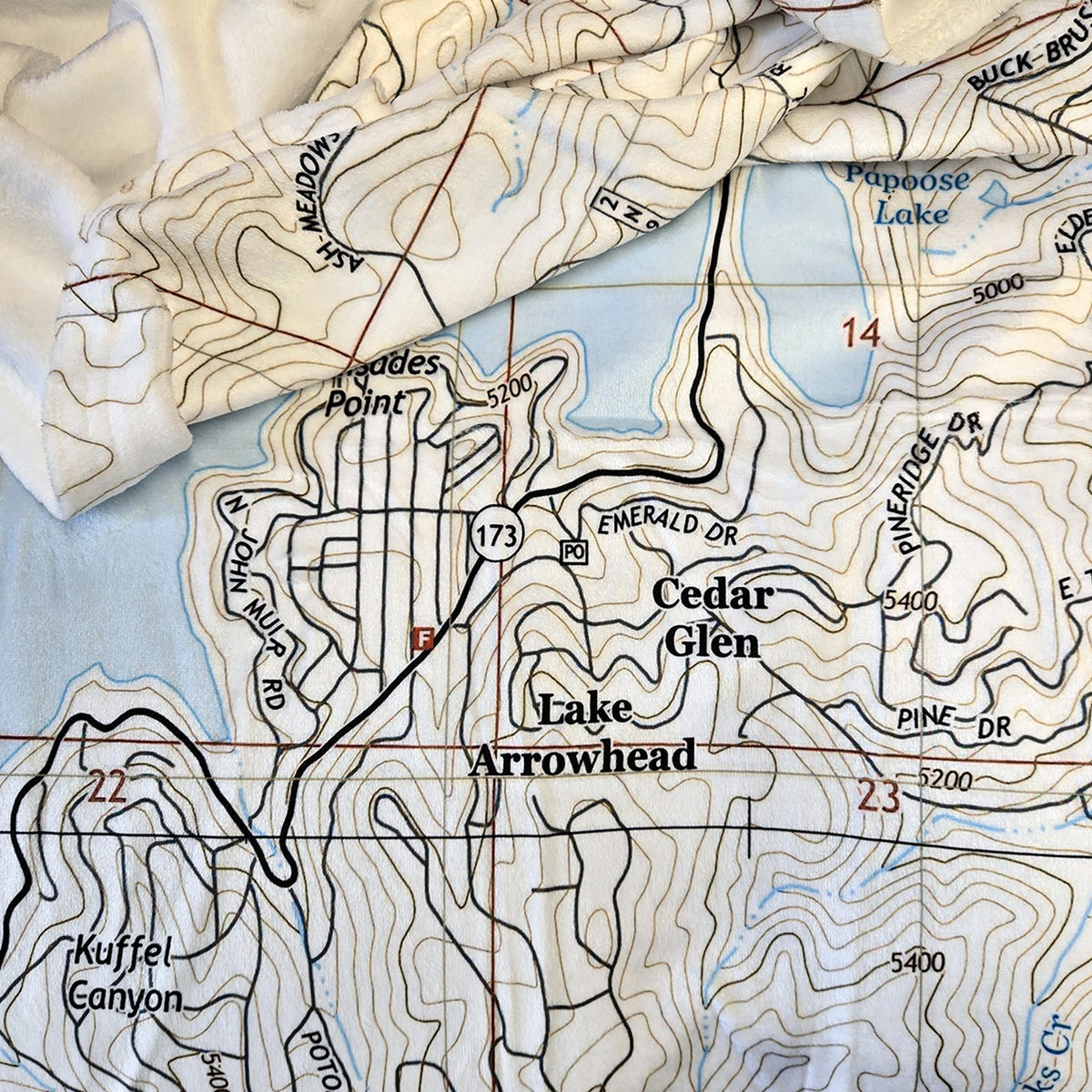 Lake Arrowhead, CA topo map Blanket - Maritime Tribes USABlanket
