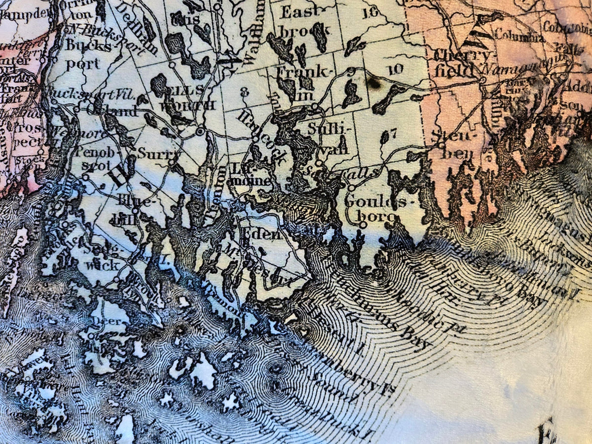 State of Maine,Vintage Map Blanket - Maritime Tribes USABlanket